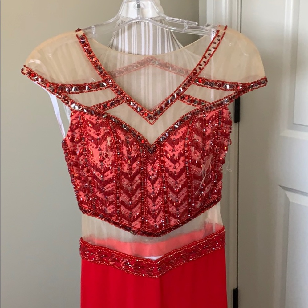 Prom Dress - Picture 2 of 3